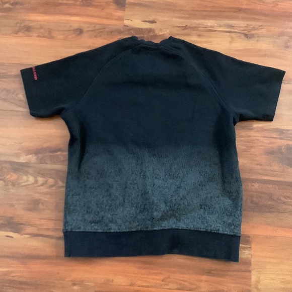 Staples sweatshirt short sleeve size medium - Picture 4 of 5